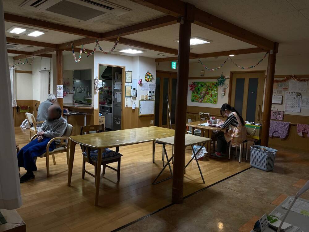 介護職員 サロン・ド・フレール柳津 夜勤 ハーフ夜勤
