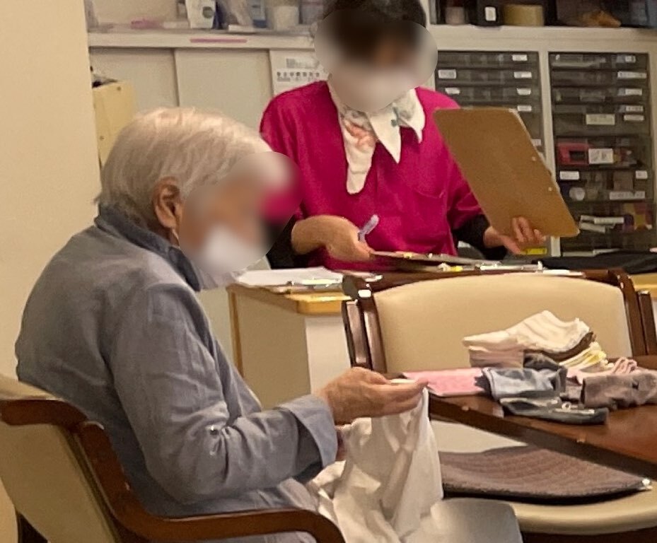 看護職 准看護師 正看護師  介護施設 サロン・ド・フレール一宮 社保あり なし