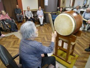 習志野市×介護　有料老人ホームの介護職