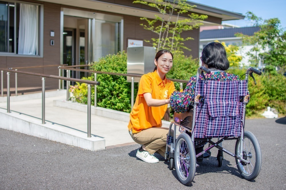 ＜無資格から働ける介護職＞資格取得支援制度で働きながらキャリアアップもできます